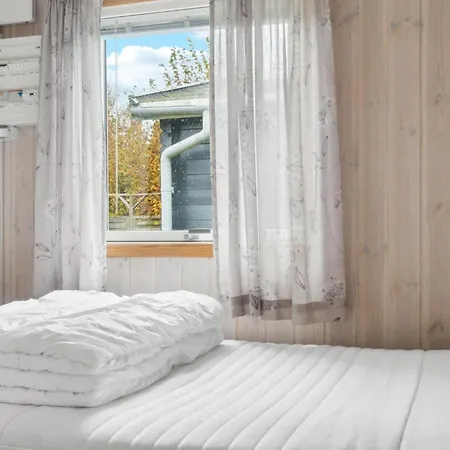 Pet Friendly In With Kitchen Holiday home Bogo By