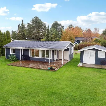 Pet Friendly In With Kitchen * Bogø By