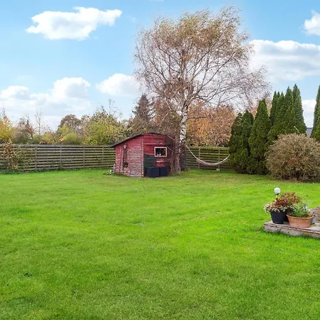 Holiday home Pet Friendly In With Kitchen *